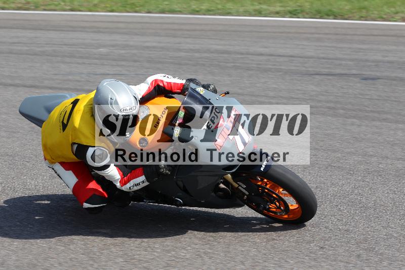 /Archiv-2022/06 15.04.2022 Speer Racing ADR/Instruktorengruppe/71